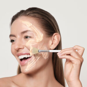 schoonheidssalon-soraya-reviderm-OPC-glow-mask-model